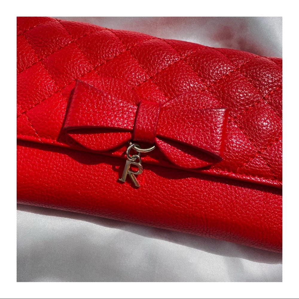REVIEW Red Quilted Bow Large Wallet - Picture 2 of 6